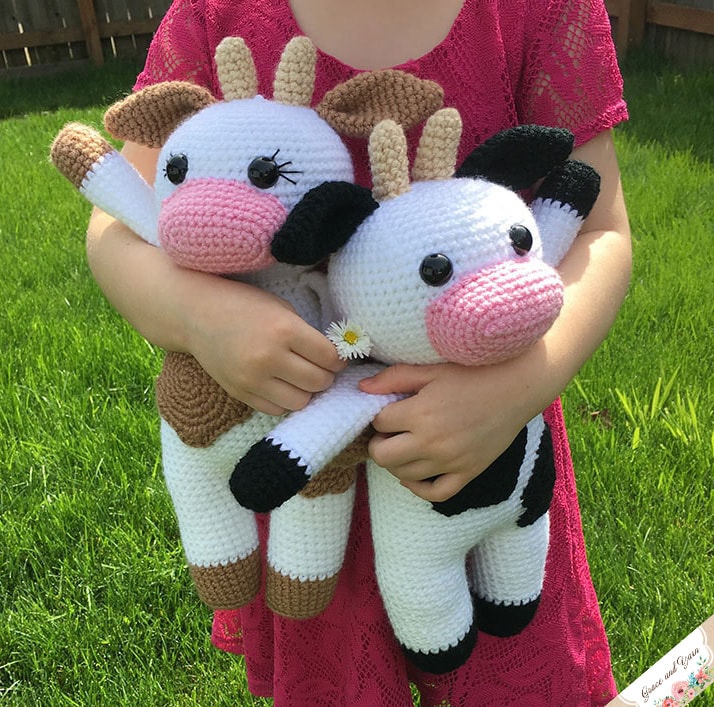 Amigurumi Cow - A Free Crochet Pattern - Grace and Yarn